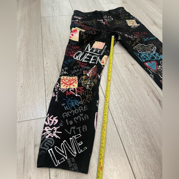 Dolce & Gabbana Graffiti Audrey Jeans - Picture 11 of 12